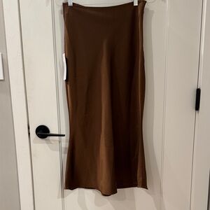 Amylynn brown satin skirt NWT